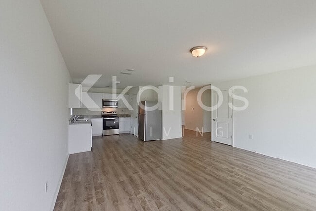 Photo - 158 Snedeker St
