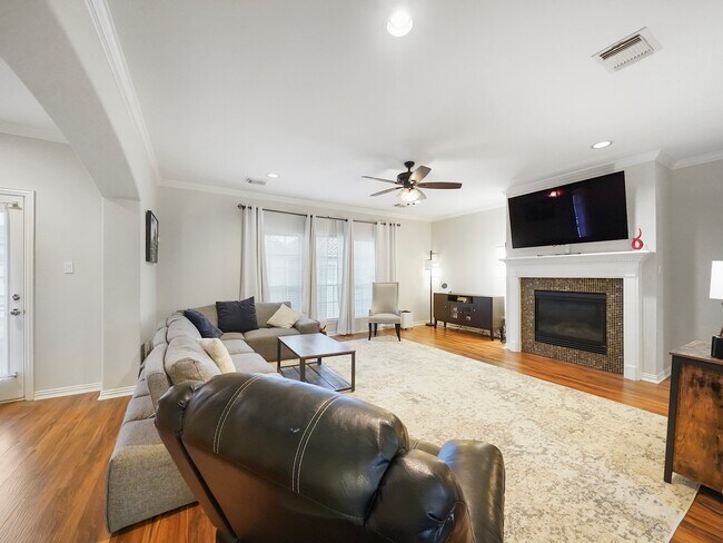 Photo - 7106 Harmony Cove