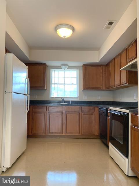 Photo - 1011 Myrick St