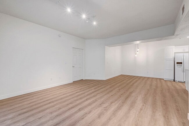 Photo - Spacious 3-Bed Condo with Updated Kitchen & Baths Unit 5129