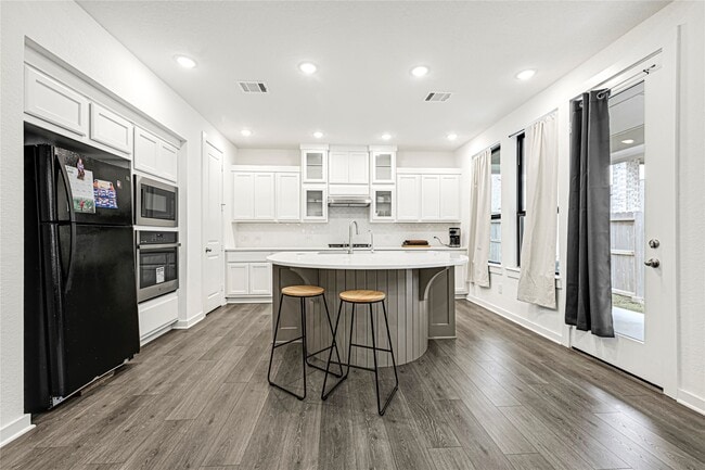 Photo - 12331 Palmetto Dr
