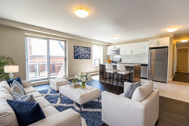 Building Photo - 99 Church St