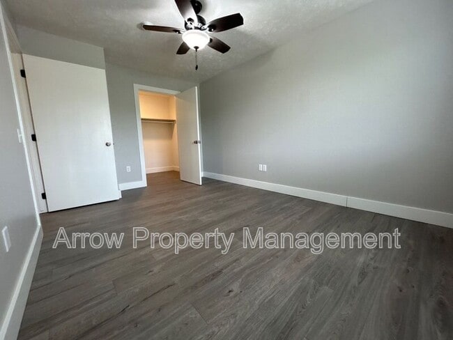 Photo - 940 27th St Unidad 3