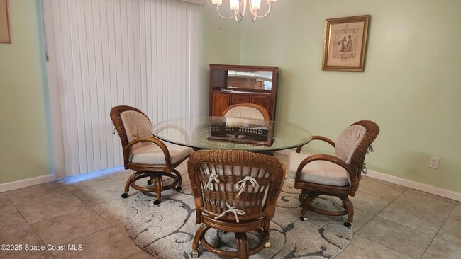 Photo - 2816 Manor Dr NE