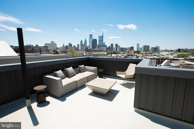 Photo - 1534 Ridge Ave Unit 202