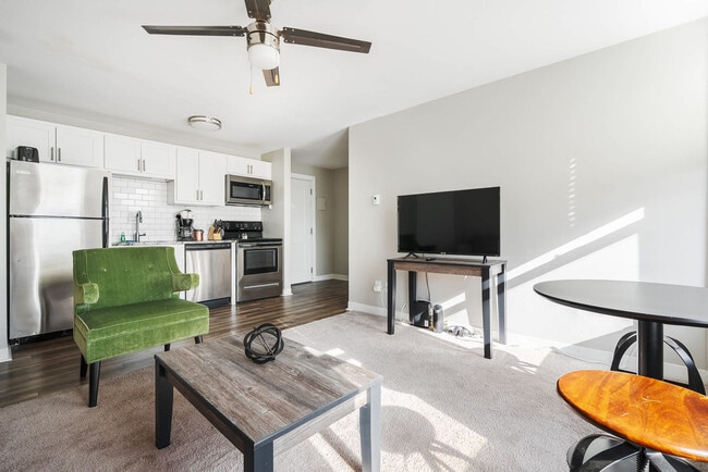 Photo - 615 N East St Unit SI FL2-ID1596523P