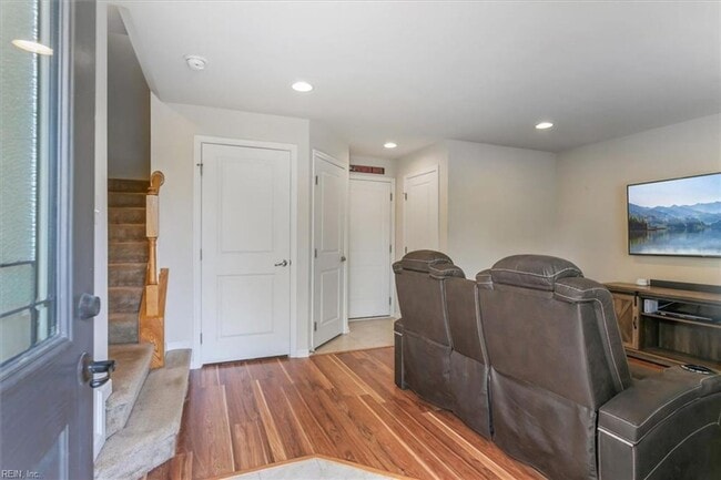 Photo - 3 bedroom/ 2 full bathroom and 1 half bathroom -Villages at Candle Station