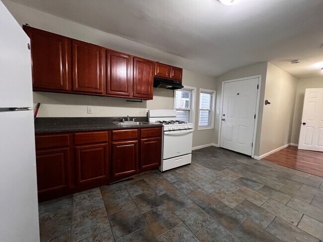 Photo - 29 Alexander St Unit 3