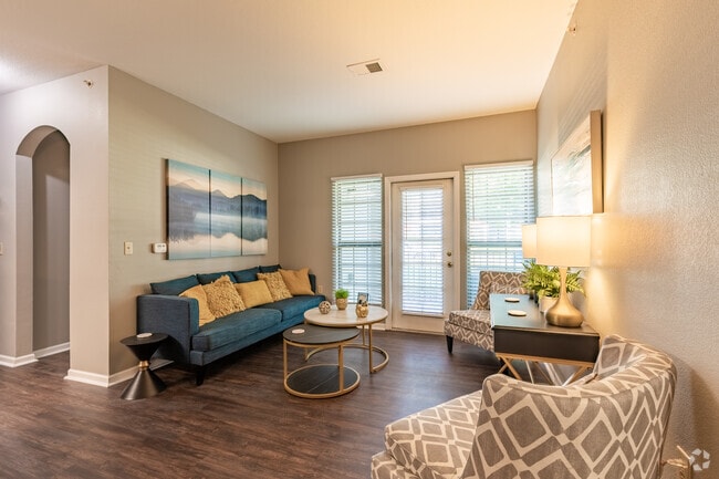 2Br, 2Ba, 987 Sqft Model