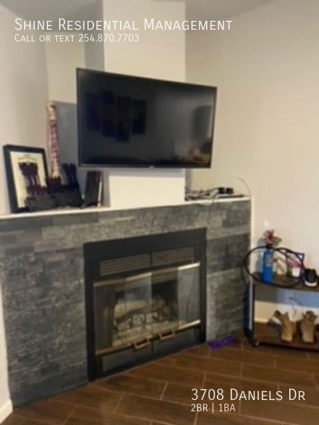 Photo - 3708 Daniels Dr