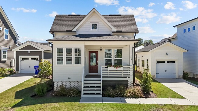 Building Photo - 118 Cottage Way