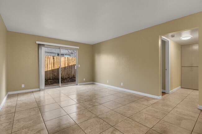 Photo - Cedar Park Apartments