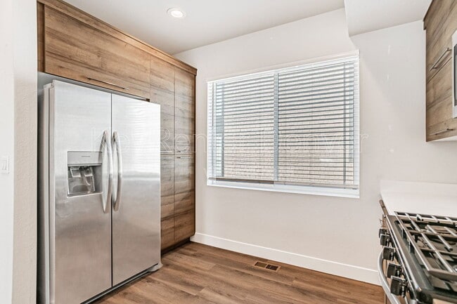 Photo - 5535 W 10th Ave