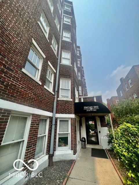 Building Photo - 230 E 9th St Unit 507 Rental