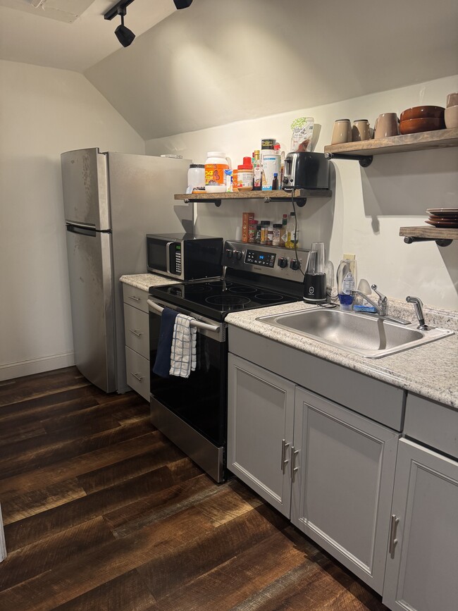 Photo - 57 Tandberg Trl