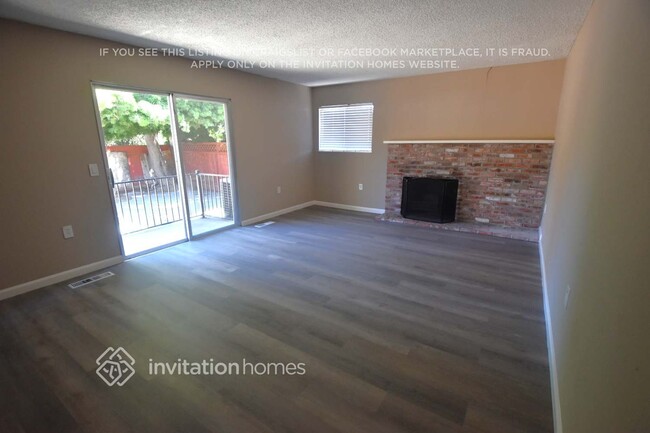 Photo - 132 Winchell Ct