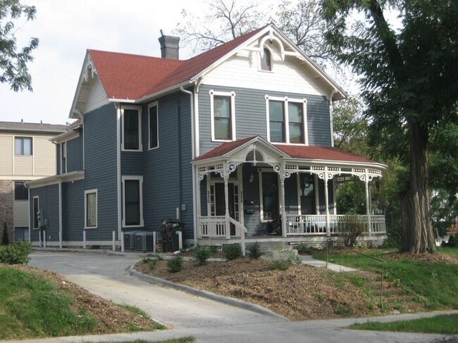 Photo - $5,300 | 8 Bedroom, 2 Bathroom Single Fami...