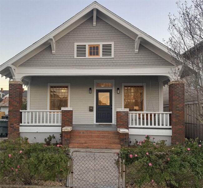 Building Photo - 3821 Avenue M