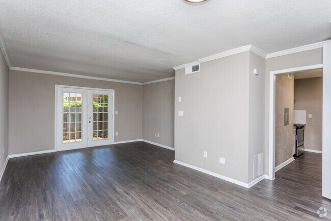 1BR, 1BA - 664 SF