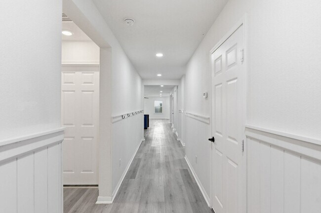 Photo - 10433 Russell Pines Dr