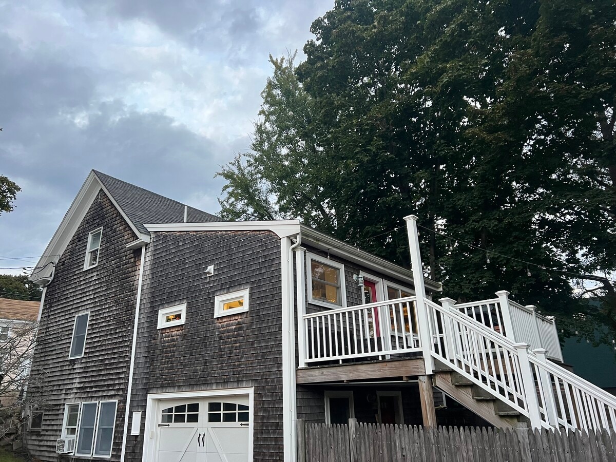 Photo - 25 Eastern Ave