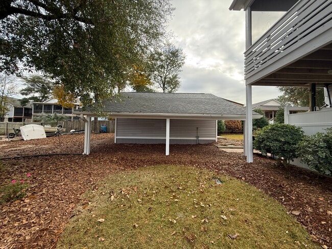 Photo - 334 NE 48th St