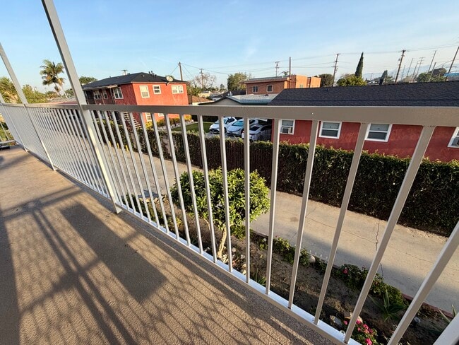 Photo - 8123 Otis St Unidad 2 available