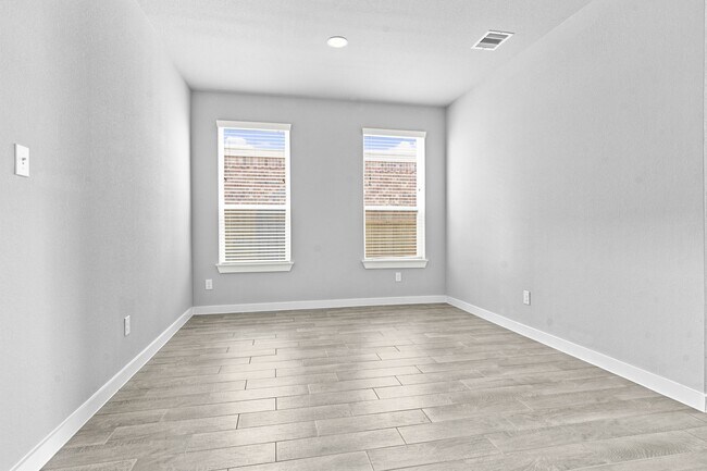 Photo - 5419 Sunstone Cir