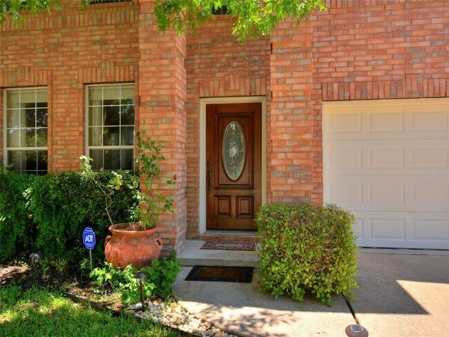 Photo - 1006 Tallow Trail