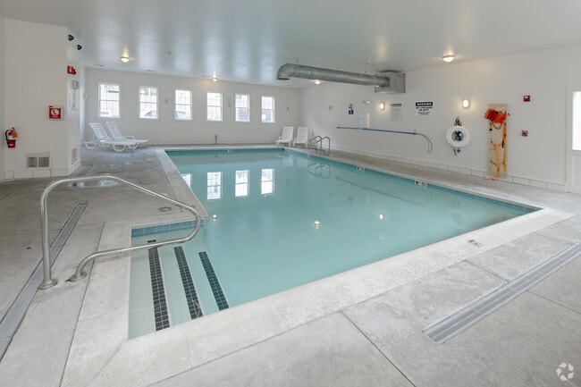 Pool - Bostonian Shoe Lofts