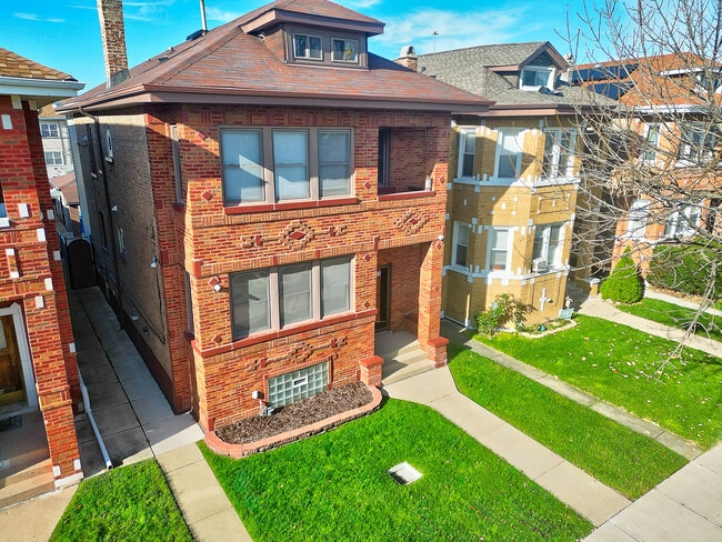 Photo - 4310 S Sawyer Ave Casa