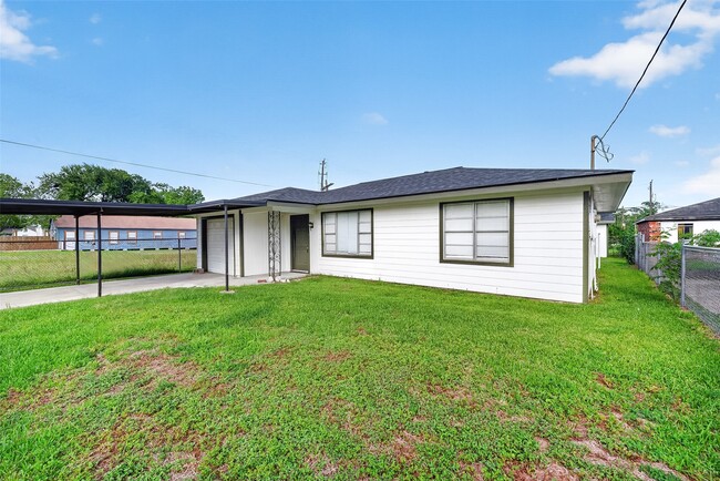 Photo - 1200 Cypress St