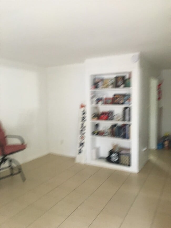Photo - 5625 Antoine Dr Unit 607