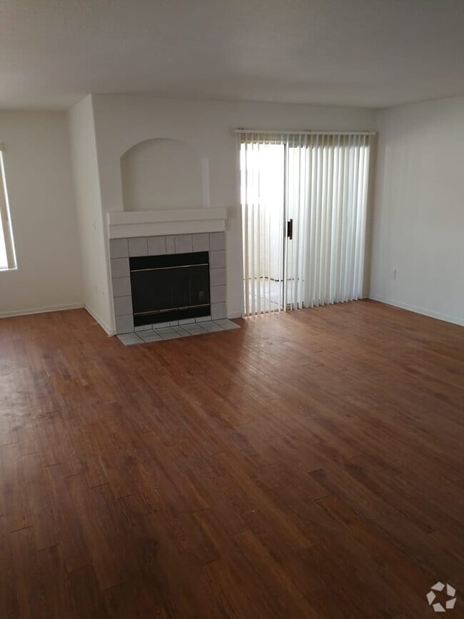 Building Photo - 4308 W Lake Mead Blvd Unit 102 Rental