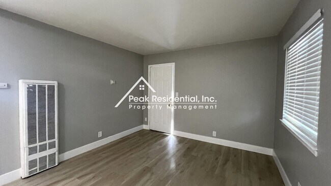 Photo - CSt321 Unit #B