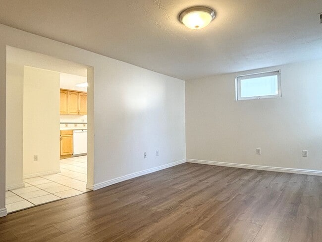 Photo - 2028 Sunnyside Ave S Unit B