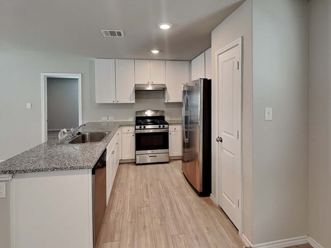 Photo - 7307 Cultivator Way