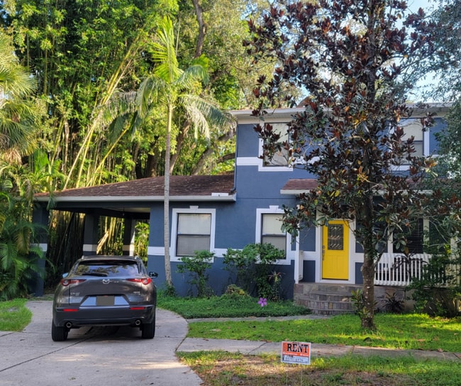Photo - 1901 E Hamilton Ave