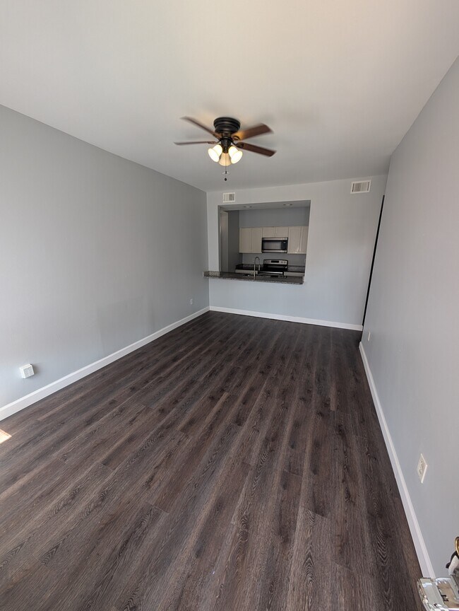 Photo - 3845-3847 Folsom Ave