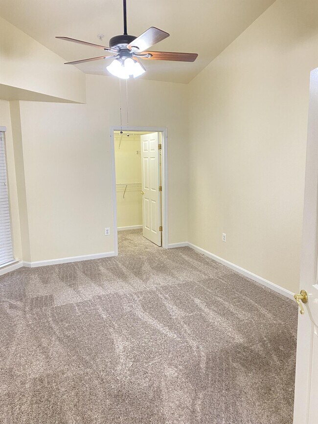 Photo - 597 Cawley Dr