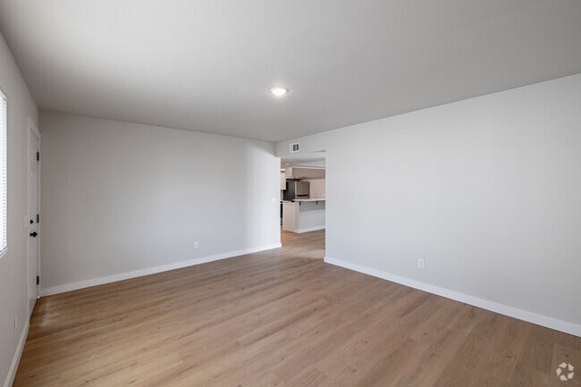 2BR, 1BA - 876 SF - Living Room