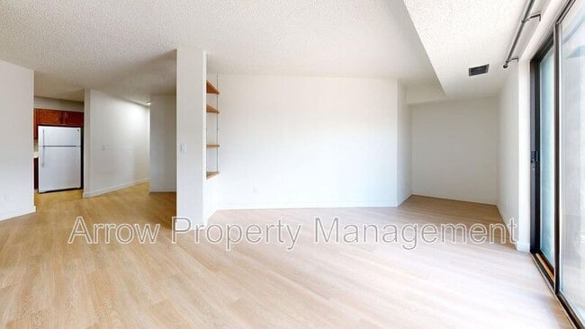 Photo - 205 E Arbor Ave