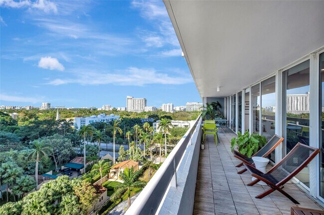 Photo - 1627 Brickell Ave Unit 1202