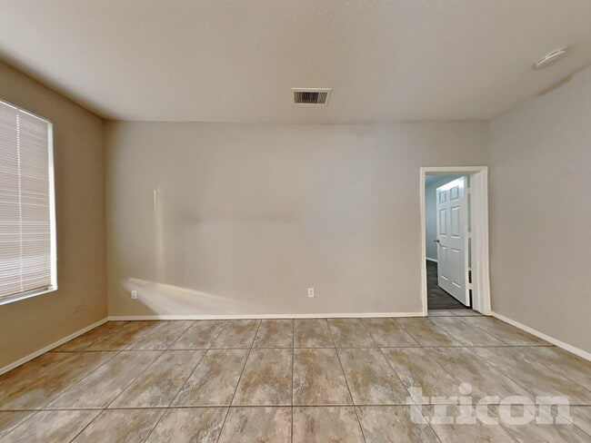 Photo - 6619 W Golden Ln