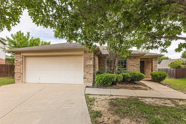 Photo - 556 Winbridge Ln