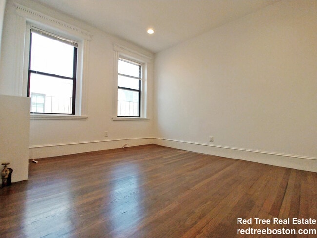 Photo - 11 Peterborough St Unit 14