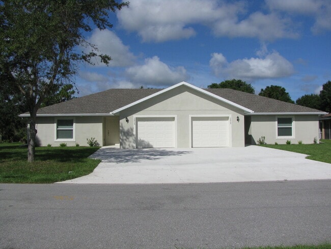 Building Photo - 1228 Navigator Rd Rental