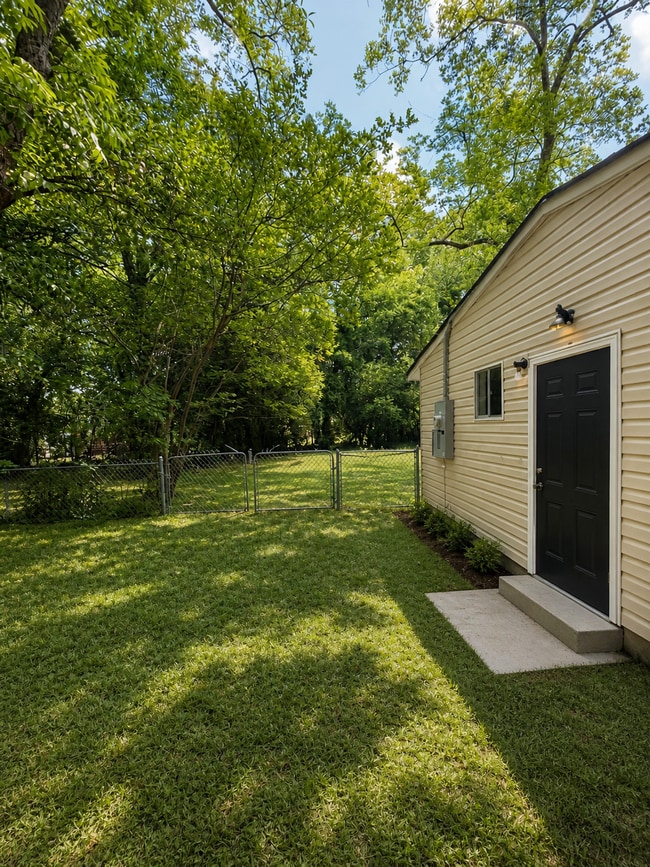 Photo - 4278 Vinson Ave