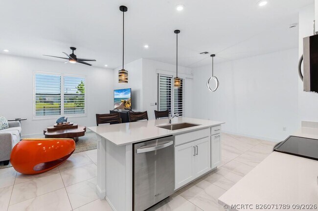 Photo - 14131 SW Thorens Dr