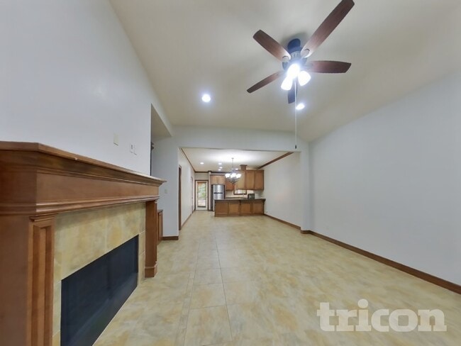 Photo - 103 Lullaby Ln